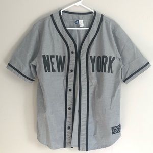 Men’s Gray Baseball Jersey from H&M